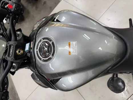 SUZUKI GSX-S 1000 A, Foto 12