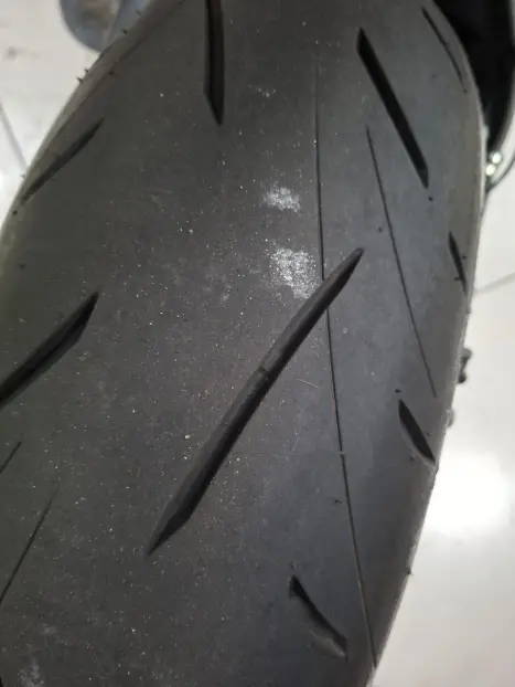 SUZUKI GSX-S 1000 A, Foto 5