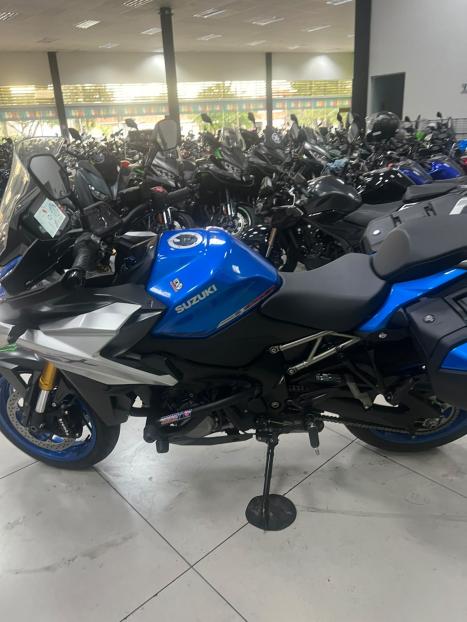 SUZUKI GSX-S 1000 A, Foto 6