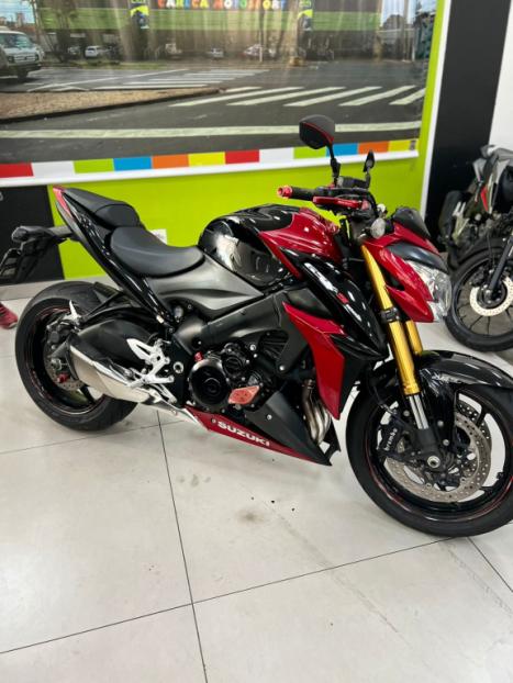 SUZUKI GSX-S 1000 F, Foto 7