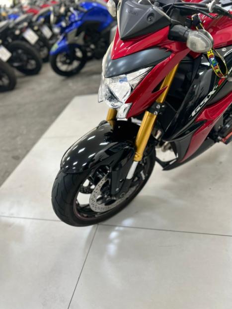 SUZUKI GSX-S 1000 F, Foto 8