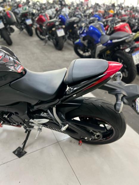 SUZUKI GSX-S 1000 F, Foto 11