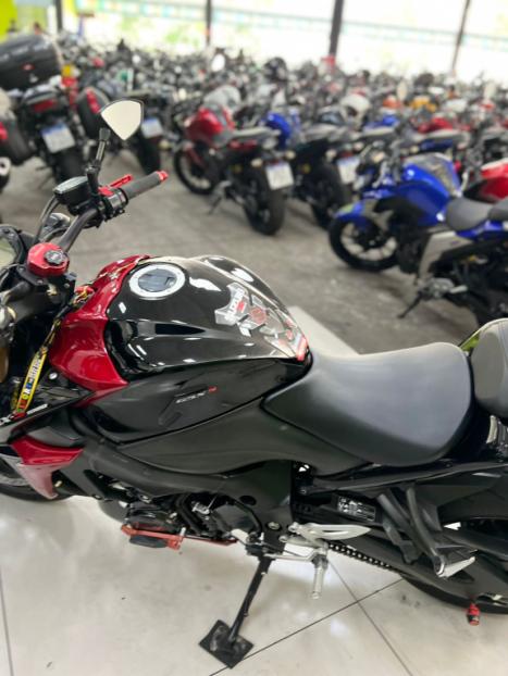 SUZUKI GSX-S 1000 F, Foto 14