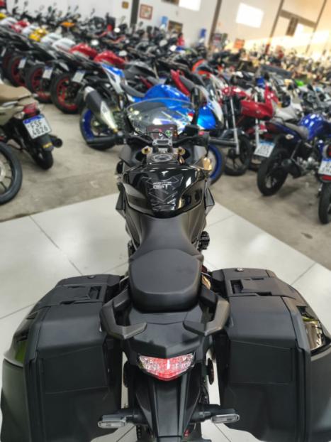 SUZUKI GSX-S 1000 GT, Foto 2