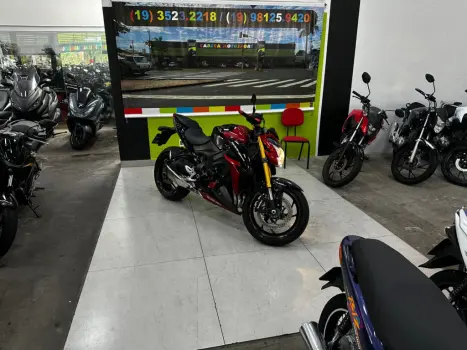 SUZUKI GSX-S 1000 GT, Foto 1