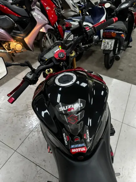 SUZUKI GSX-S 1000 GT, Foto 7