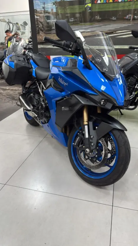 SUZUKI GSX-S 1000 GT, Foto 2