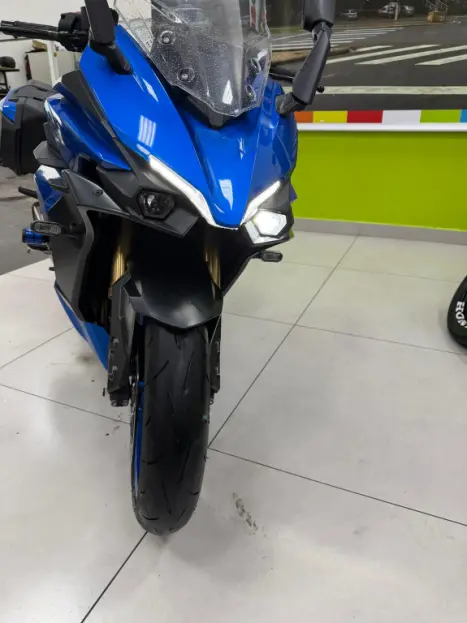 SUZUKI GSX-S 1000 GT, Foto 7