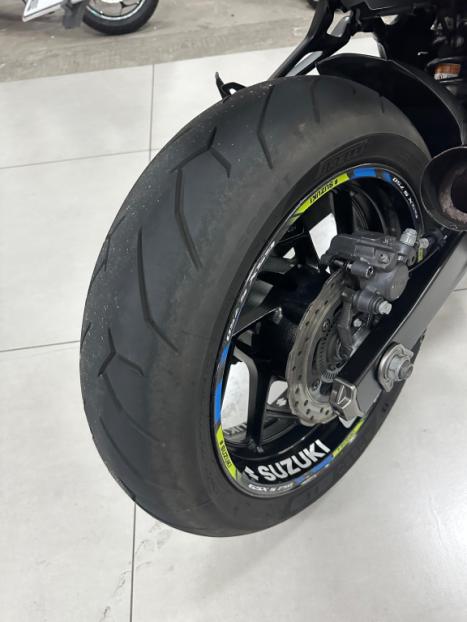 SUZUKI GSX-S 750 ABS, Foto 2