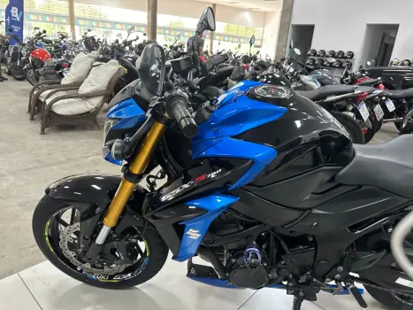 SUZUKI GSX-S 750 ABS, Foto 3