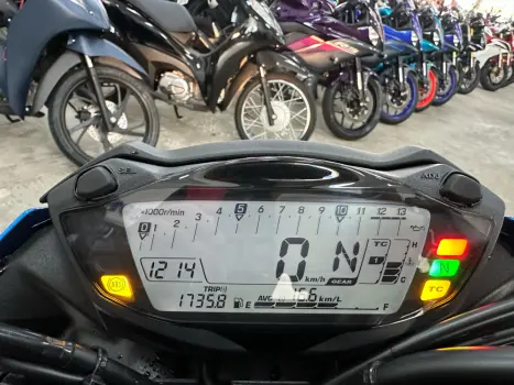 SUZUKI GSX-S 750 ABS, Foto 2