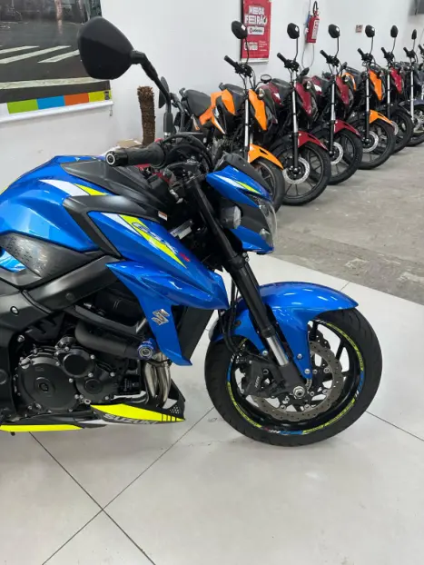 SUZUKI GSX-S 750 ABS, Foto 7