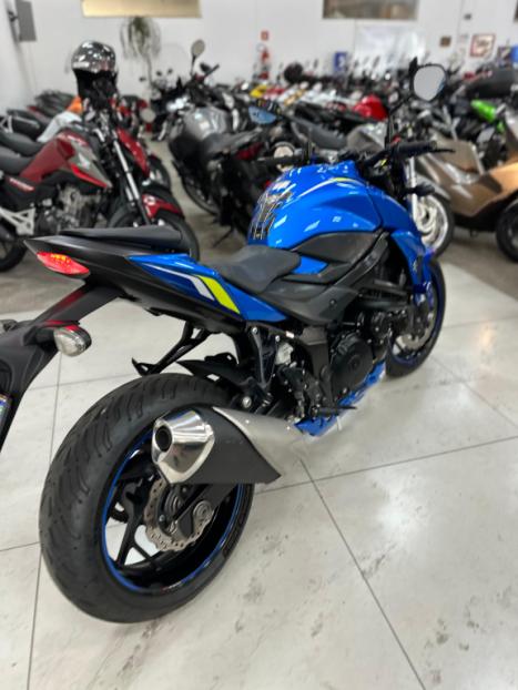 SUZUKI GSX-S 750 ABS, Foto 2