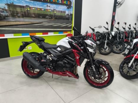 SUZUKI GSX-S 750 ABS, Foto 2 SUZUKI GSX-S 750 ABS, Foto 2