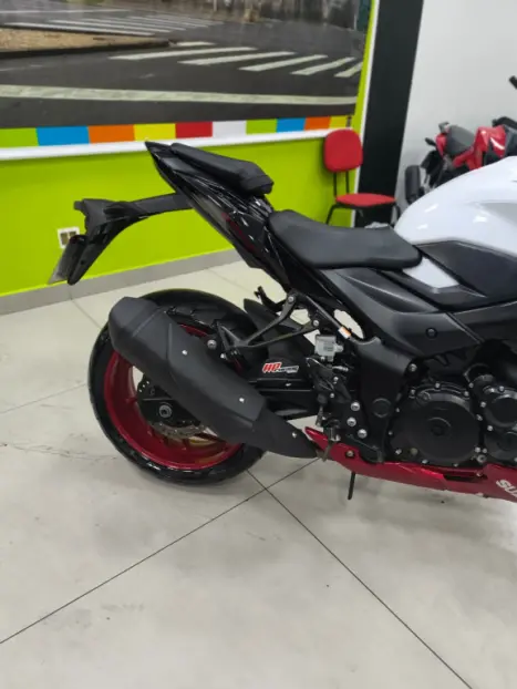 SUZUKI GSX-S 750 ABS, Foto 11 SUZUKI GSX-S 750 ABS, Foto 11