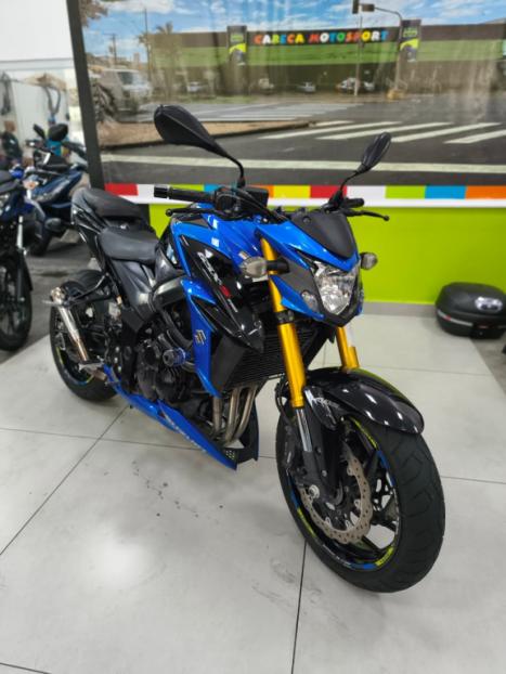 SUZUKI GSX-S 750 ABS, Foto 3