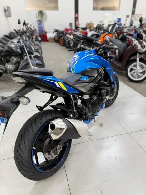 SUZUKI GSX-S 750 ABS, Foto 8