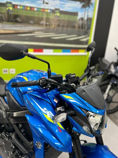 SUZUKI GSX-S 750 ABS, Foto 2
