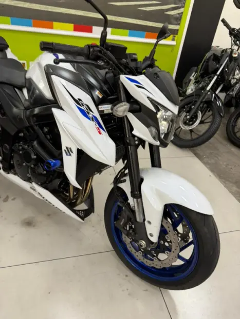 SUZUKI GSX-S 750 ABS, Foto 9