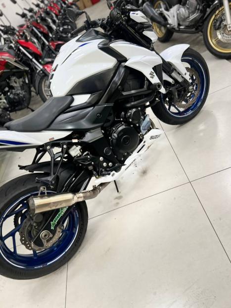 SUZUKI GSX-S 750 ABS, Foto 2