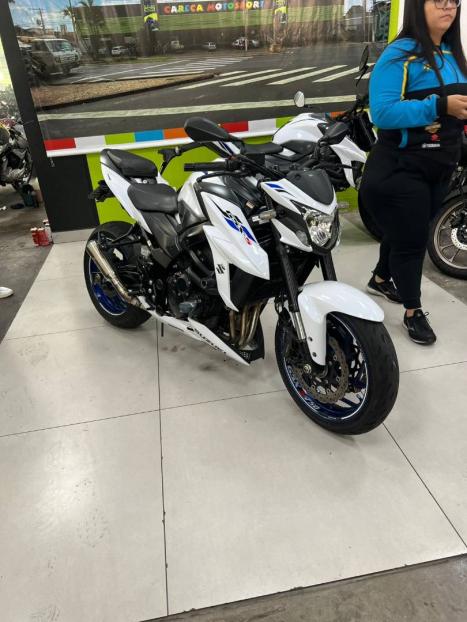 SUZUKI GSX-S 750 ABS, Foto 4