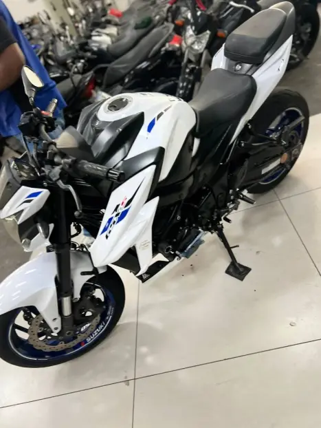 SUZUKI GSX-S 750 ABS, Foto 7