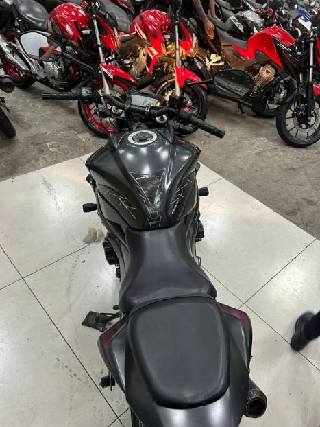 SUZUKI GSX-S 750 ABS, Foto 3