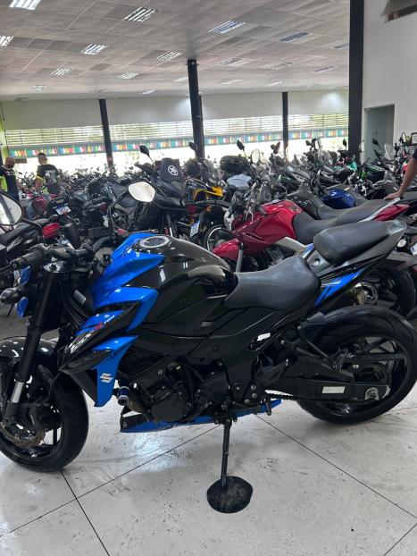 SUZUKI GSX-S 750 ABS, Foto 5
