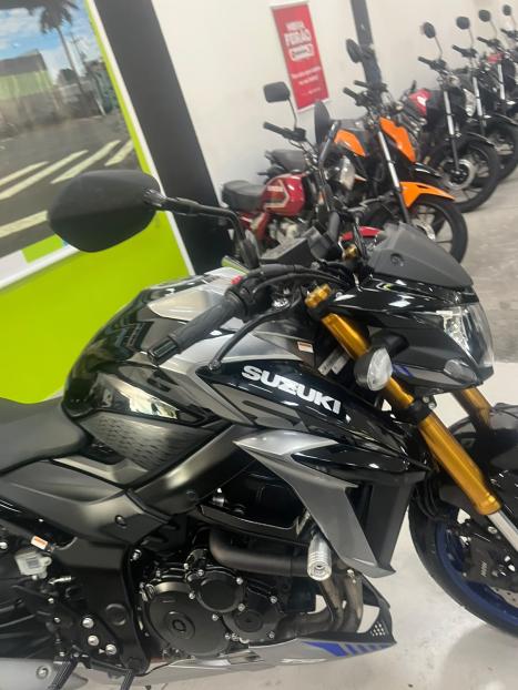 SUZUKI GSX-S 750 ABS, Foto 5