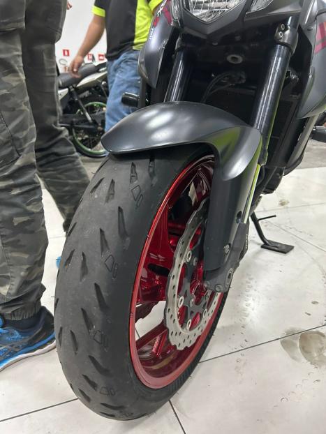 SUZUKI GSX-S 750 ABS, Foto 2
