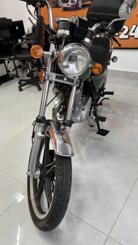 SUZUKI Intruder 125 , Foto 12