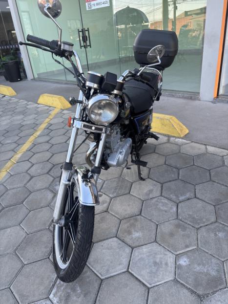 SUZUKI Intruder 125 , Foto 3
