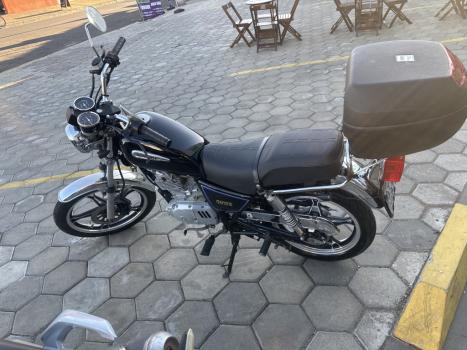 SUZUKI Intruder 125 , Foto 4