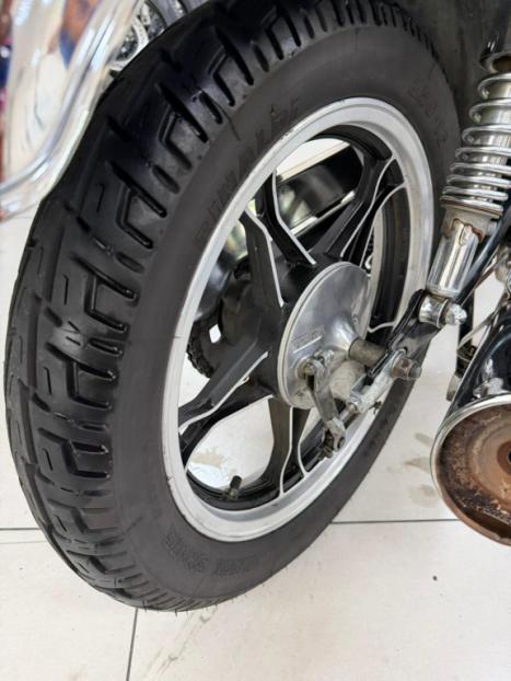 SUZUKI Intruder 125 , Foto 8