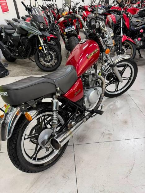 SUZUKI Intruder 125 , Foto 3