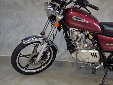 SUZUKI Intruder 125 , Foto 11