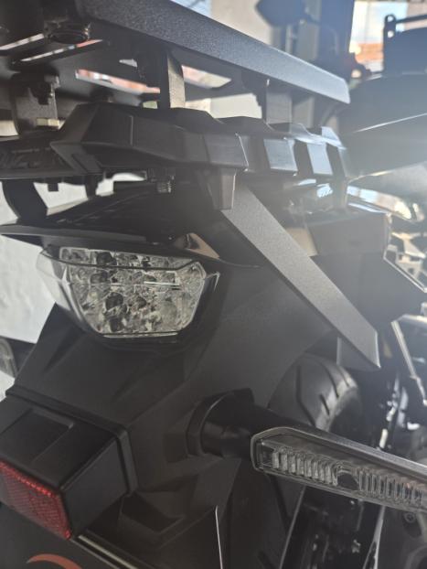SUZUKI V-Strom 1050 , Foto 8