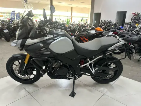 SUZUKI V-Strom DL 1000 , Foto 10