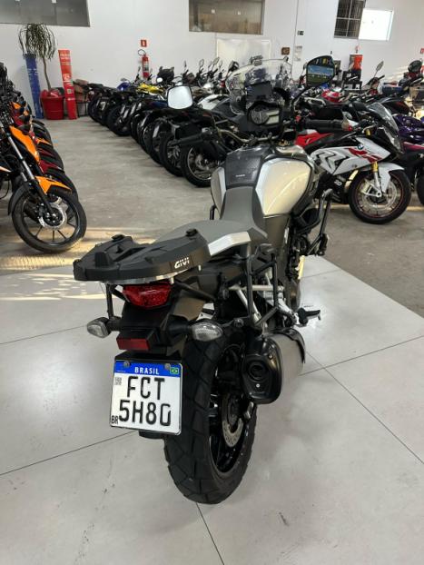 SUZUKI V-Strom DL 1000 , Foto 14