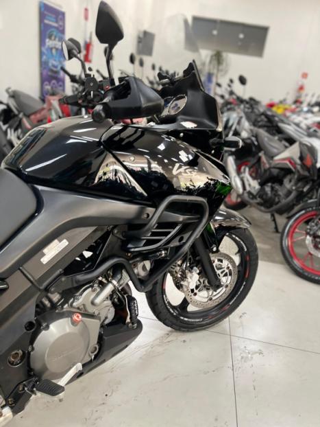 SUZUKI V-Strom DL 1000 A, Foto 4