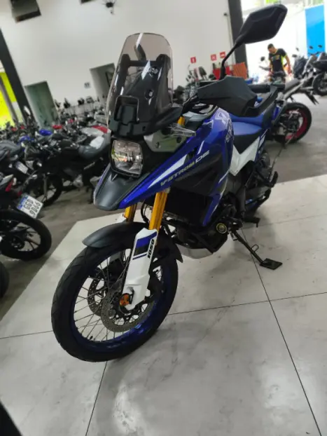 SUZUKI V-Strom DL 1000 XT , Foto 3