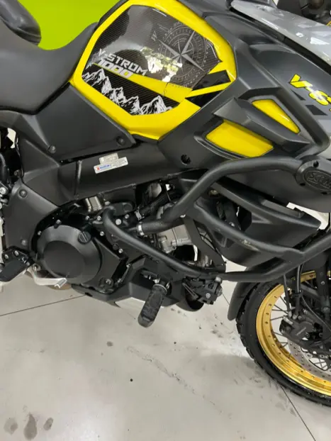 SUZUKI V-Strom DL 1000 , Foto 8