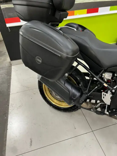 SUZUKI V-Strom DL 1000 , Foto 9