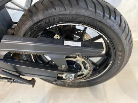 SUZUKI V-Strom DL 1000 A, Foto 6