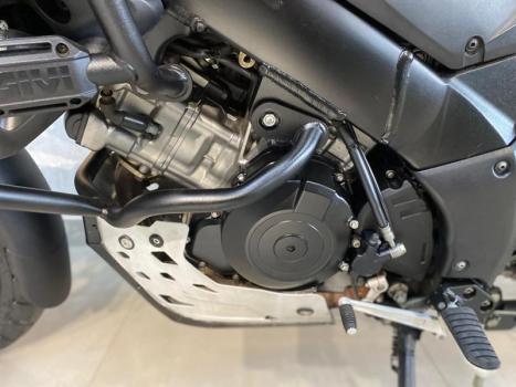 SUZUKI V-Strom DL 1000 A, Foto 9