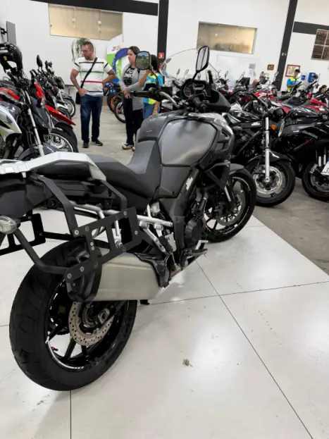 SUZUKI V-Strom DL 1000 , Foto 9