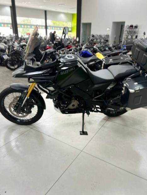 SUZUKI V-Strom DL 1050 , Foto 4