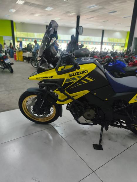 SUZUKI V-Strom DL 1050 , Foto 7