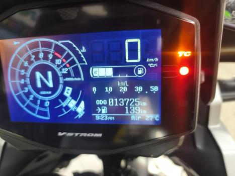 SUZUKI V-Strom DL 1050 , Foto 8