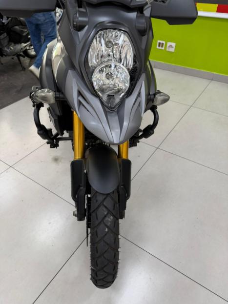 SUZUKI V-Strom DL 1000 , Foto 5